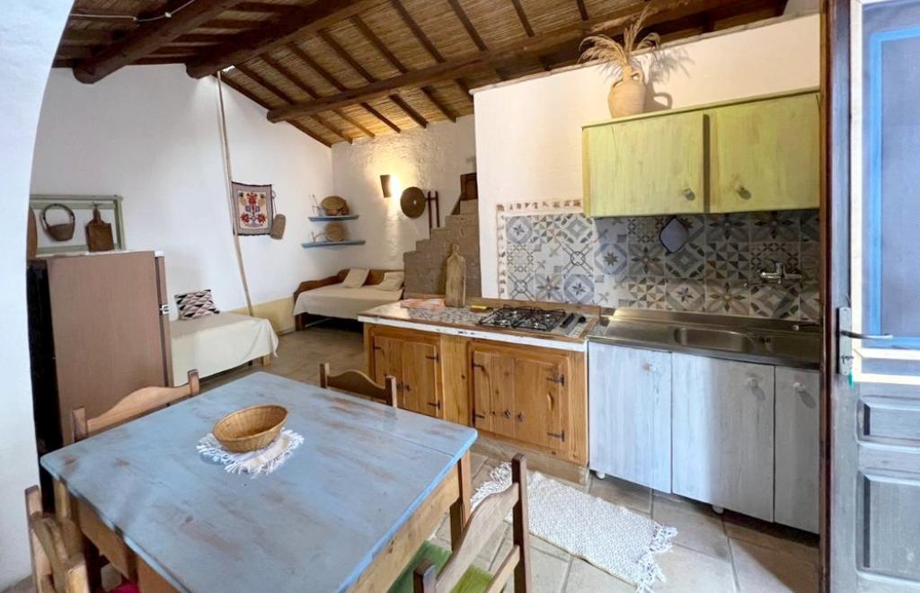 Appartements Antico Borgo, San Giovanni Suergiu (CI) #12