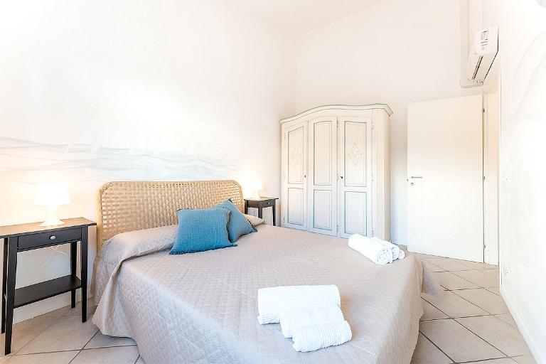 Residence Ea Bianca - 1-bedroom flats, Baia Sardinia (OT)