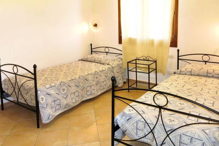 Appartamenti Vecchio Stazzo - Trilo 6 DS, San Teodoro (OT)