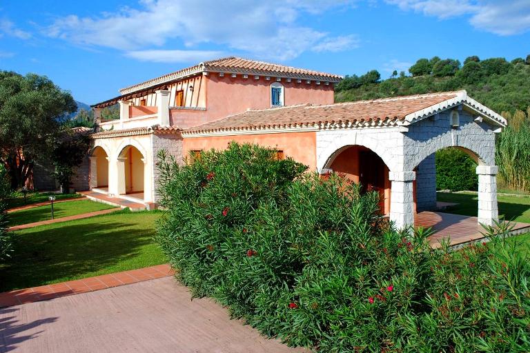 Appartamenti Vecchio Stazzo - Trilo 6 DS, San Teodoro (OT)