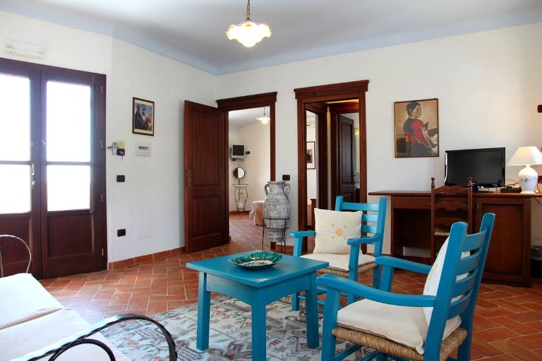 Hotel Nuraghe Arvu - Suite, Cala Gonone (NU)