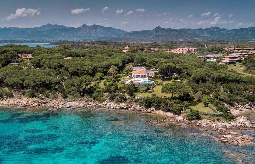 Villa Mariposa, San Teodoro (OT) #1