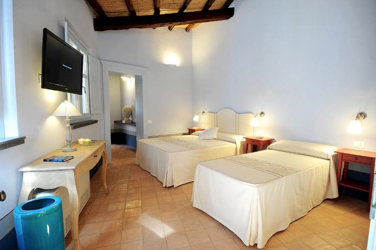 Hotel Aquaesinis - Superior Rooms, Cabras (OR)