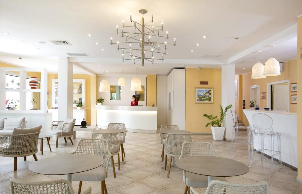 Hotel Riviera, Carloforte (CI) #3