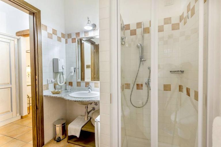 Hotel Costa Caddu - Doppelzimmer, San Teodoro (OT)