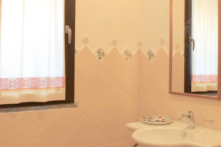 Hotel Maria Caderina - Chambre Family, Posada (NU)