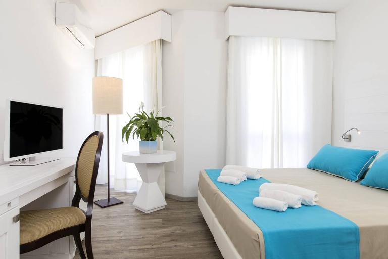 Lu Hotel Maladroxia - Comfort Rooms, Sant'Antioco (CA)