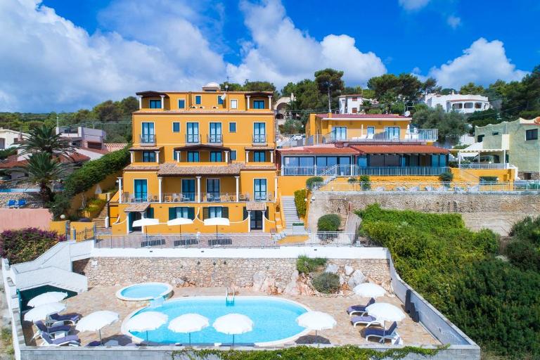 Lu Hotel Maladroxia - Junior Suite with sea-views & terrace, Sant'Antioco (CA)