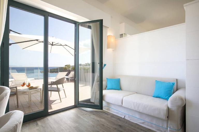 Lu Hotel Maladroxia - Suite with sea-views & terrace, Sant'Antioco (CA)