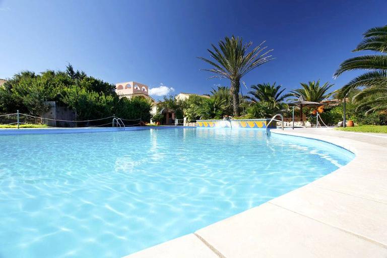 Hotel Luci del Faro - Chambres Supérieures au rez-de-chaussée, Sant'Antioco (CA)