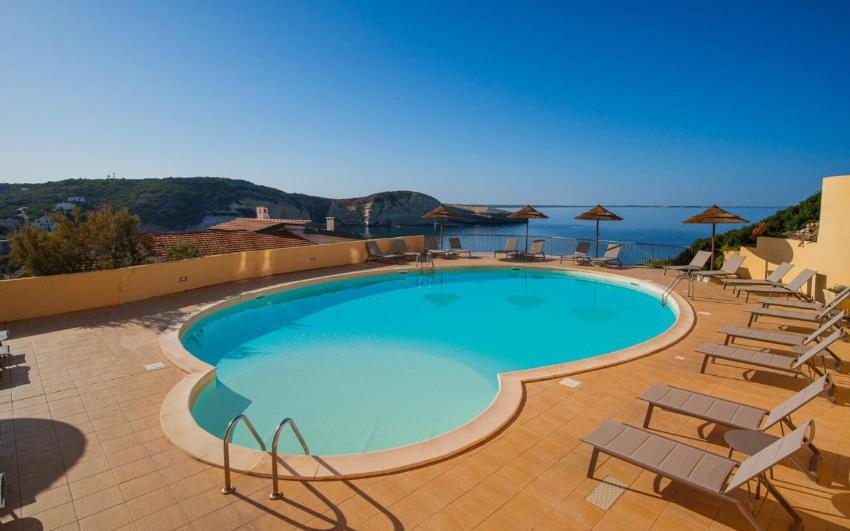 Hotel La Baja Hotel Santa Caterina di Pittinuri - Sardegna