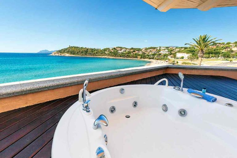 Hotel La Bitta - Deluxe Prestige with sea-view and Jacuzzi, Arbatax (OG)