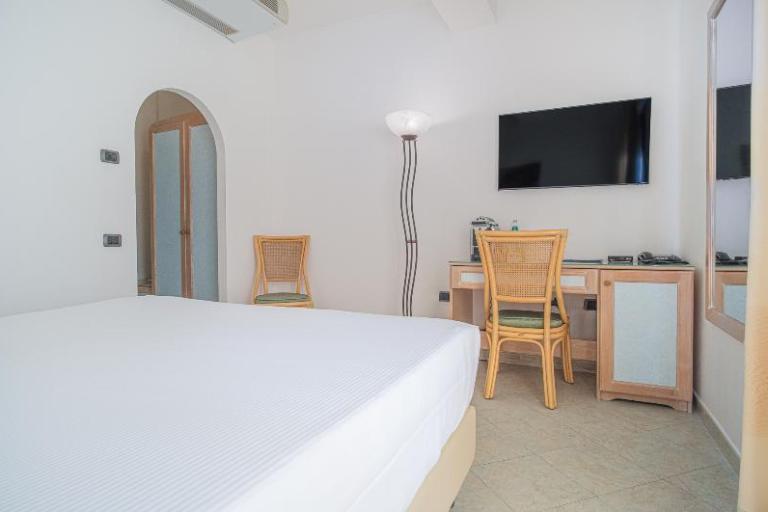 Hotel La Baja - Chambre double Baja, Santa Caterina di Pittinuri (OR)