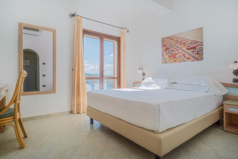 Hotel La Baja - Chambre double Baja, Santa Caterina di Pittinuri (OR)