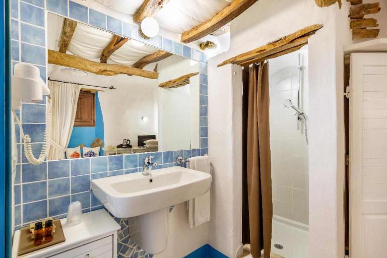 Hotel Mannois - Chambres avec vue sur le patio, Orosei (NU)