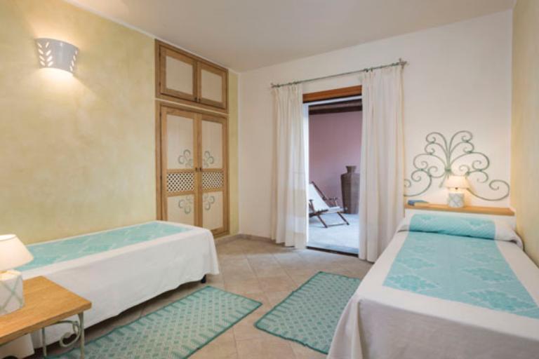 Villas Cala di Falco - Villa Elicrisio, Cannigione (OT)