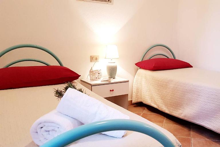 Flats Caracol - 2-bedroom flat Caracol 1 for 5 people, Orosei (NU)