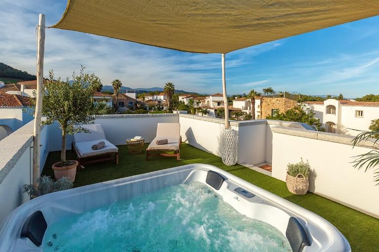Hotel Corte Bianca - Suite del Borgo, Cardedu (OG)