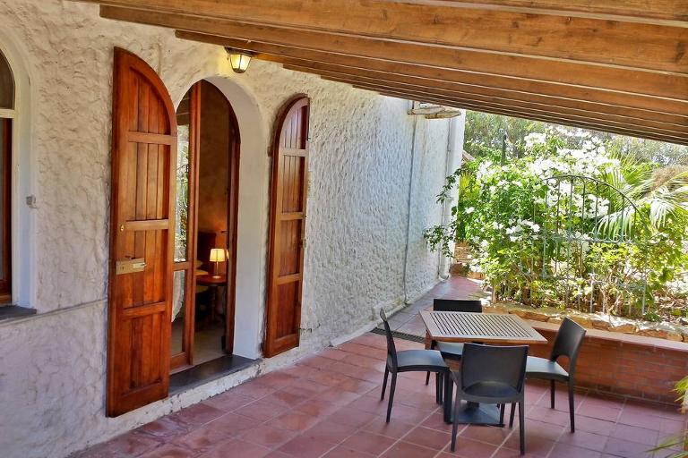 Hotel Villa Belfiori - Standard Zimmer, Torre dei Corsari (VS)