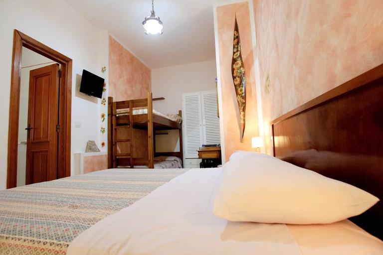 Hotel Villa Belfiori - Standard Zimmer, Torre dei Corsari (VS)