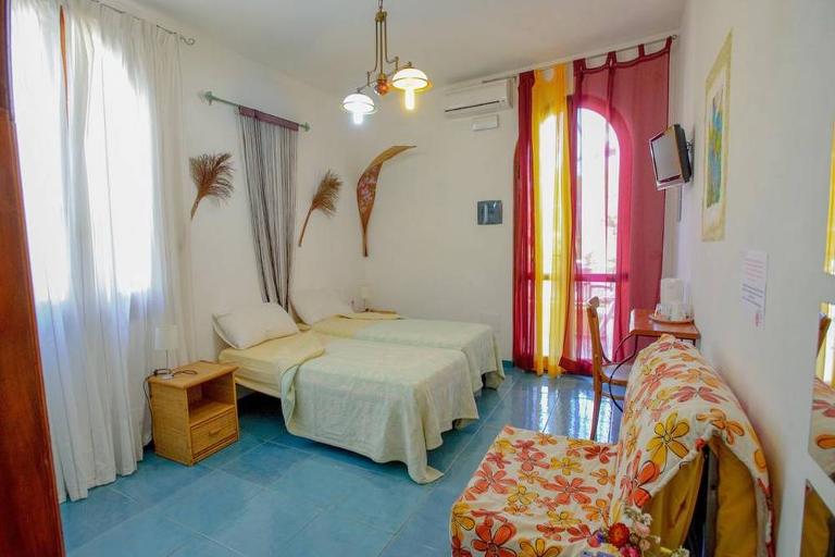 Hotel Villa Belfiori - Standard Zimmer, Torre dei Corsari (VS)