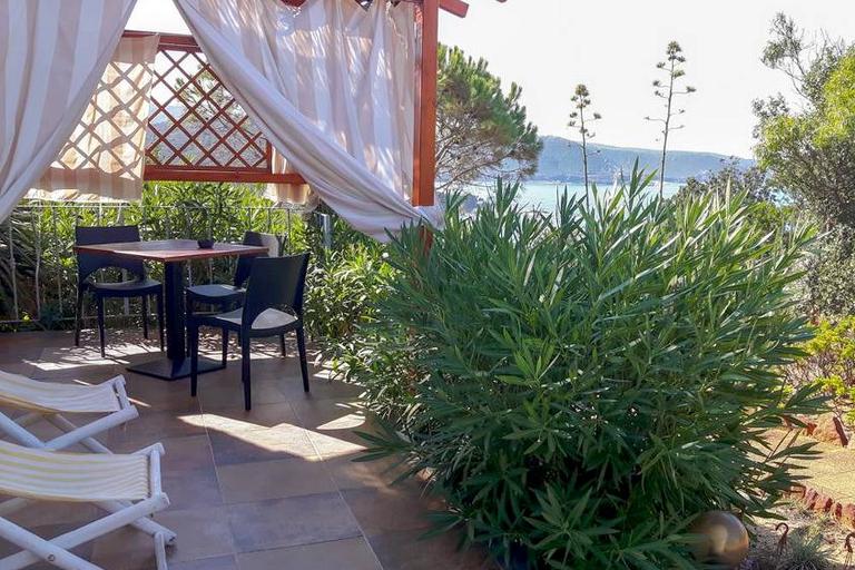 Hotel Villa Belfiori - Superior Zimmer, Torre dei Corsari (VS)