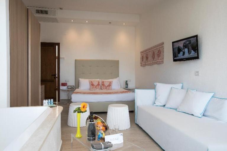 Hotel Residenz Cormoran - Family-Zimmer Meerblick, Villasimius (CA)