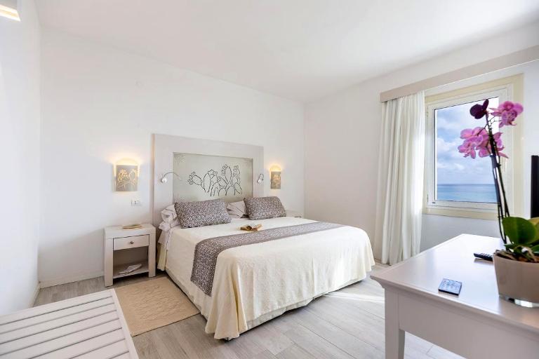 Hotel Flamingo - Doppelzimmer Superior Meerblick, Santa Margherita di Pula (CA)