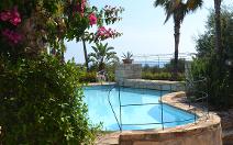 Galanias Hotel & Retreat