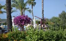 Galanias Hotel & Retreat