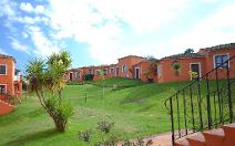Galanias Hotel & Retreat